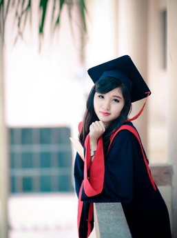 Khách hàng đánh giá dịch vụ triệt lông chân 3