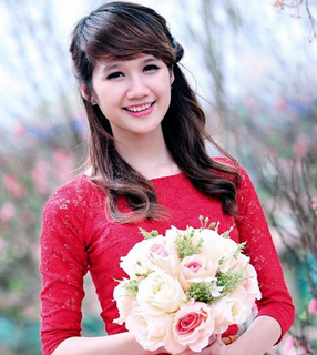 Khách hàng đánh giá dịch vụ trị mụn trứng cá 2