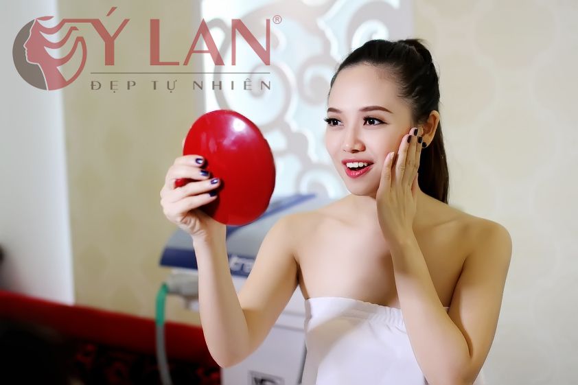 Tẩy sạch lông mặt