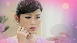 nam-da-la-hoi-chung-roi-loan-sac-to-ma-90-phu-nu-viet-nam-mac-phai-1