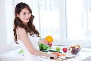 ket-hop-an-uong-va-su-dung-cong-nghe-cao-de-giam-can-sau-sinh-hieu-qua-hon