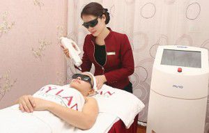 Điều trị tàn nhang giá bao nhiêu