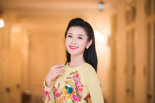 Dáng lông mày của phụ nữ Việt biến đổi sao qua các thời kỳ?